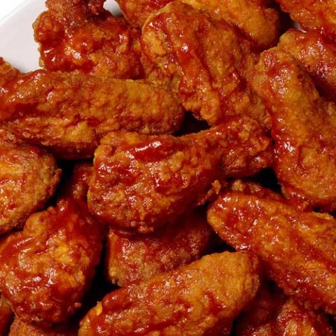 Outback Steakhouses Kookaburra Wings Recipe - Do you love Outback's take on traditional buffalo chicken wings? With this recipe, you can make your own imitation of this appetizer dish at home!