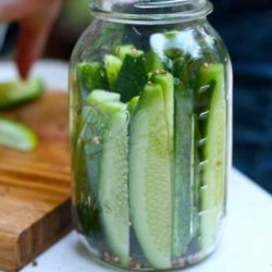 Make your own super-crunchy pickles with this recipe…and stop paying out the nose for something that is so simple to make in your own kitchen.
