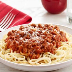 Recipe for Old Fashioned Spaghetti - Sometimes you just want a super fast meal, and it has to be yummy too.