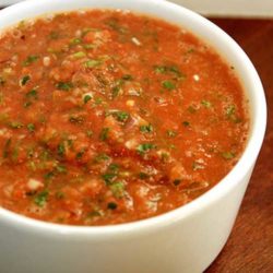 I LOVE salsa, and Chili's happens to have one of my favorites. Not too much heat, and packed with flavor. And now I make my Copycat Chilis Salsa at home all the time.
