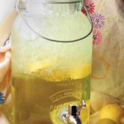 Recipe for Homemade Lemonade - There is nothing more refreshing than homemade lemonade on the lazy, hazy, dog days of summer. This is my favorite recipe and it is so much better than store bought powdered mix.