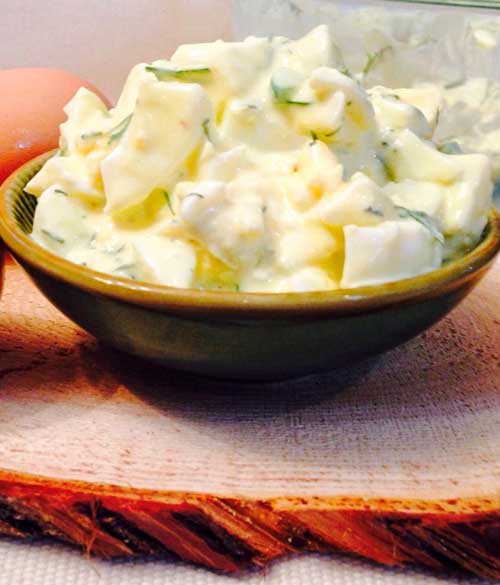 You have got to try this healthier spin on egg salad. It’s great on it’s own, or you can try it on some pita bread or even crackers.