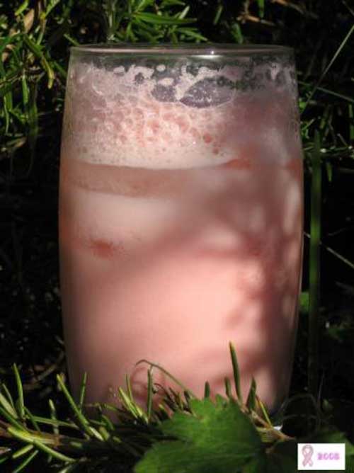 Recipe for Olive Gardens Italian Cream Soda - This is one of my husband’s favorite drinks to get at the coffee shop. You can make it at home, they are very popular!