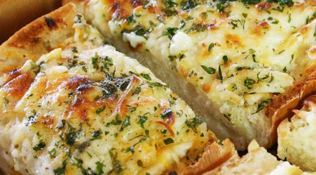 Bubbly Cheese Garlic Bread Recipe - Flavorite