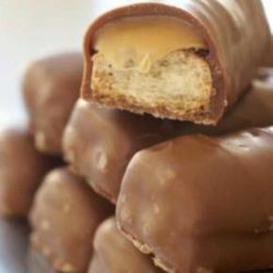 Recipe for Copycat TWIX Bars - This no-bake recipe only takes 4 ingredients to make your favorite TWIX bars at home