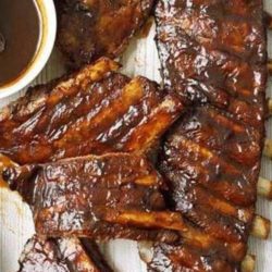 The caramel and spice flavors of this fizzy drink add a finger-lickin’ irresistibility to these sticky Dr Pepper Ribs!