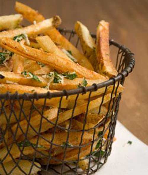 These fries will help you to eat what you love. Crispy fries, without all the extra fat and calories. Sounds like a winner to me!