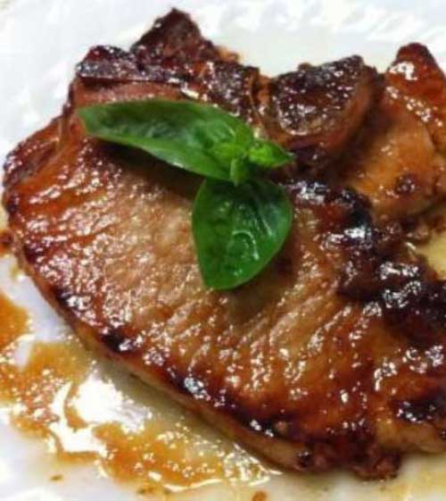 You’ll love the robust taste of these tender honey garlic pork chops, and they are ready with a quickness! The honey and garlic sauce is so good, I sometimes double it so there’s extra for dipping.