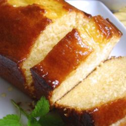 This Lemon Ricotta Pound Cake is incredibly moist and delicious. Somehow there is nothing better than lemony treats. It’s also a cinch to throw together.