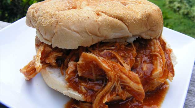 Zesty Slow Cooker Chicken Barbecue Recipe