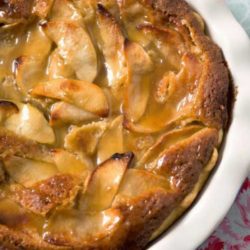 Recipe for Caramel Apple Blondie Pie - This pie was everything I dreamed it would be - Toasted pecans throughout, and the caramelized apples with just the right sweetness. I am drooling AGAIN!