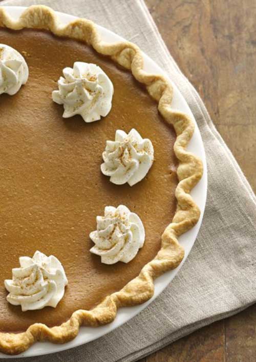 Recipe for Pumpkin Spice Latte Pie - Take the fall coffee favorite, and enjoy it is a pie! It does not get much better than that during this time of year.