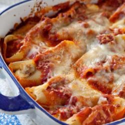 Recipe for Sausage and Cheese Stuffed Shells - Now, if this hearty, homey, stick-to-your-ribs, Italian comfort food doesn’t hit the spot, I don’t know what will.