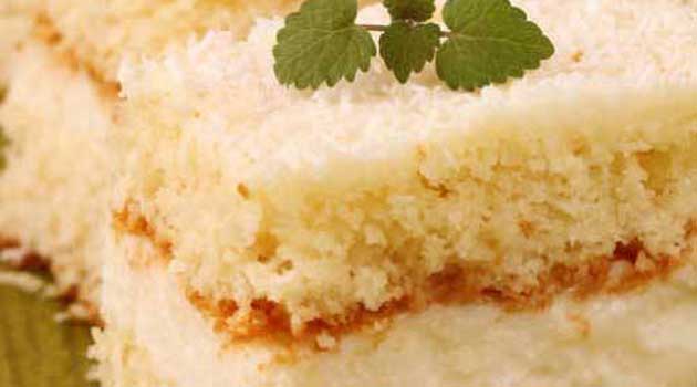 Coconut Cream Cake Recipe - Flavorite