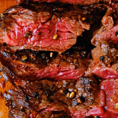Hanger Steak with Red Wine Sauce Recipe - Flavorite
