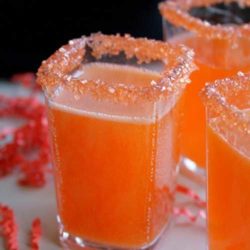 A delicious recipe for a Hocus Pocus Fizz made with white wine and rum.