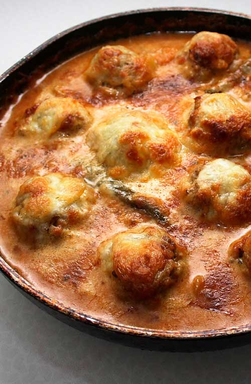 Recipe for Meatballs Toscana - This are so easy to make...and so good you may just end up eating right from the skillet!