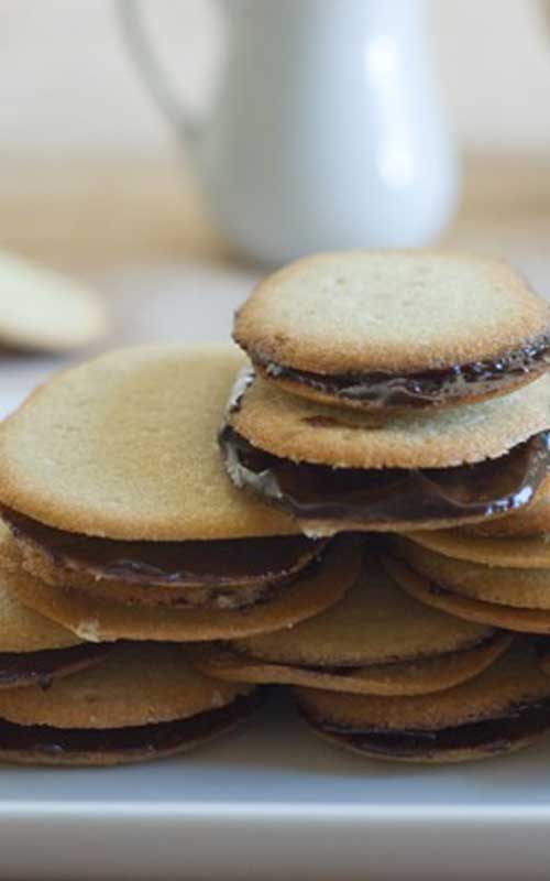Recipe for Homemade Milano Cookies - There is no need to buy the bagged version when you can make them yourself this easily.