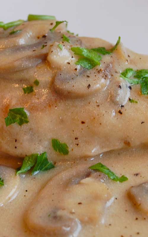 Recipe for Baked Chicken with Mushroom Sauce - This dish was so warm and inviting. The mushroom sauce was creamy and a little tangy....so good over mashed potatoes.