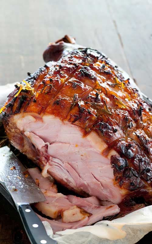 Recipe for Rosemary and Marmalade Glazed Ham - This is the easiest and most delicious way to impart flavor and sweetness into an ordinary ham.