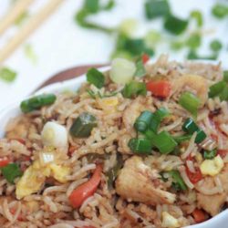 Recipe for Healthy and Easy Chicken Fried Rice - This Healthy and Easy Chicken Fried Rice is so simple to make at home, and is way better, healthier and cheaper than take out!
