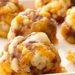 Recipe for Sausage Cheese Balls - These little appetizers make a big hit with any crowd. They continue to be one of our most-requested recipes!