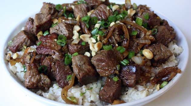 Vietnamese-Style Garlic Beef Recipe - Flavorite