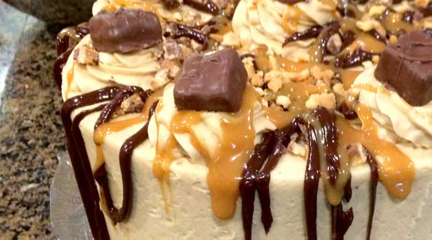 Snickers Cake Recipe - Flavorite