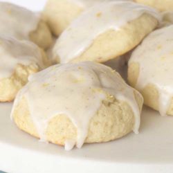 Recipe for Vanilla Bean Ricotta Cookies - A soft vanilla cookie that's perfect for Easter brunch, or any other special occasion!