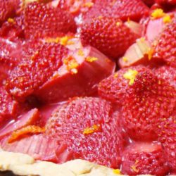Recipe for Strawberry Rhubarb Daiquiri Pie - This pie, with its hint of rum to round out the filling's sweetness, is easy to throw together. Oh-so-good to enjoy on any beautiful day!