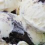 Recipe for The Best Homemade Oreo Ice Cream - This is by far the BEST Oreo Ice Cream I have ever had! This recipe beats any store bought ice cream out there. It’s so rich and creamy and down right addicting.