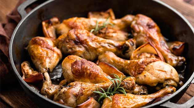 Skillet Rosemary Chicken Recipe - Flavorite