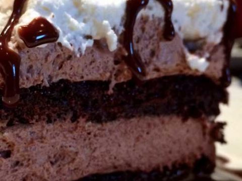 made chocolate dream cake : r/Baking