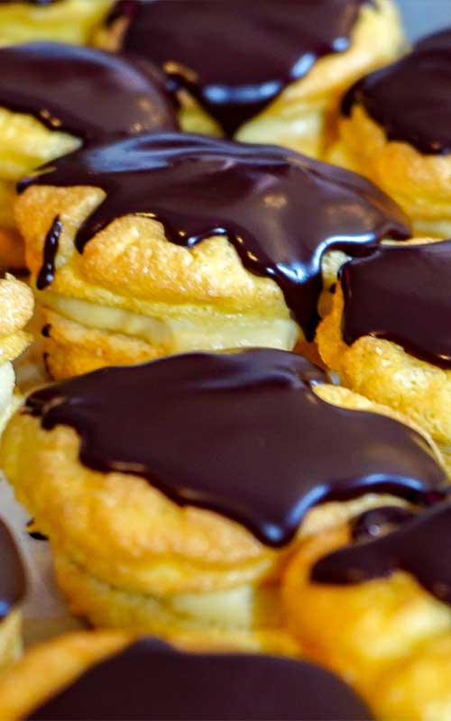Don't let sweets derail your low carb diet. These Low Carb Chocolate Eclairs are the perfect tasty dessert to keep you on track!