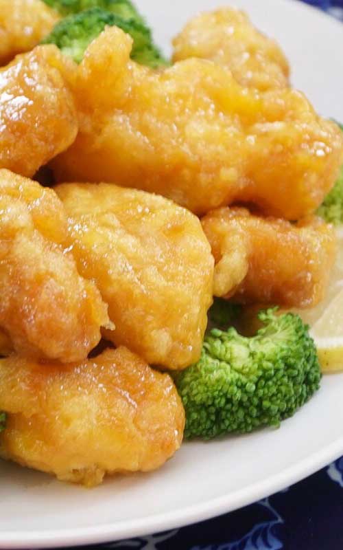 Easy, fast, and healthy. This Chinese-Style Lemon Chicken is a popular Chinese restaurant dish that you can make at home in less time than it takes to order delivery.