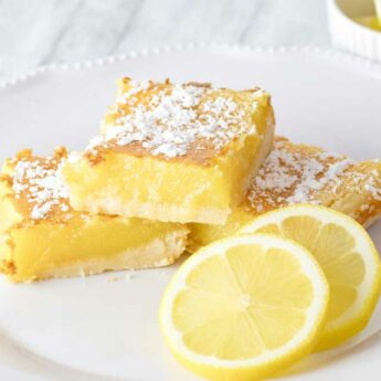 Classic Lemon Bars Recipe - Flavorite